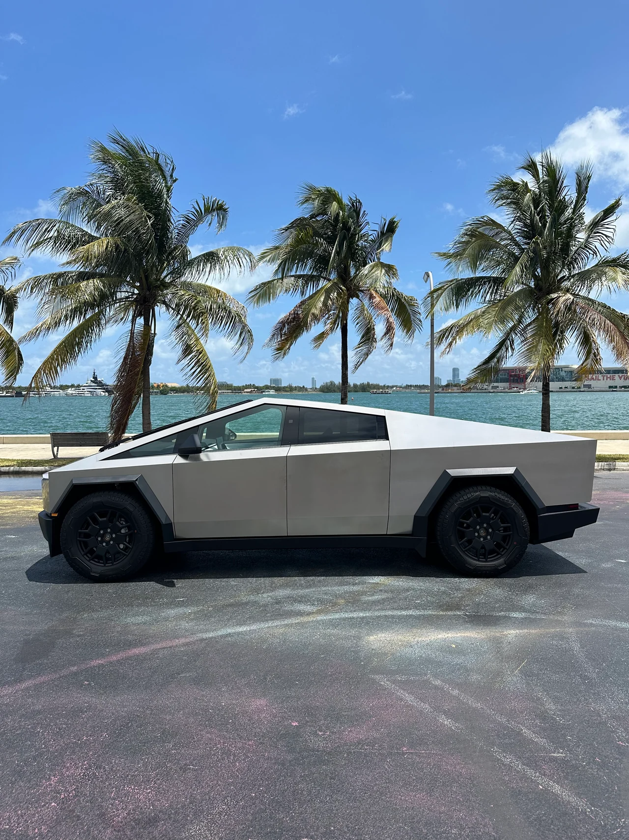 Tesla Cybertruck reference photograph, view 3